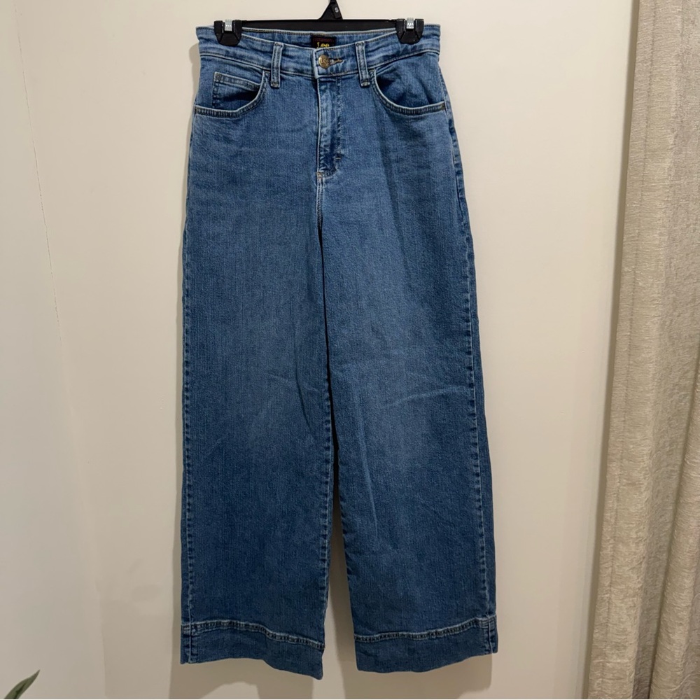Lee Vintage Style Wide Leg Cropped Jeans High Rise Denim Size 6 Medium